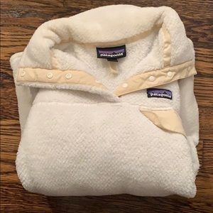 Patagonia quarter button